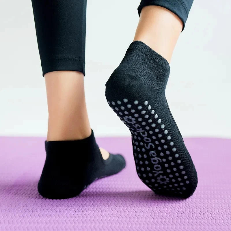 High Quality Women Yoga Socks  - огляд і ціна Yoga Dance & Fitness Center Llc